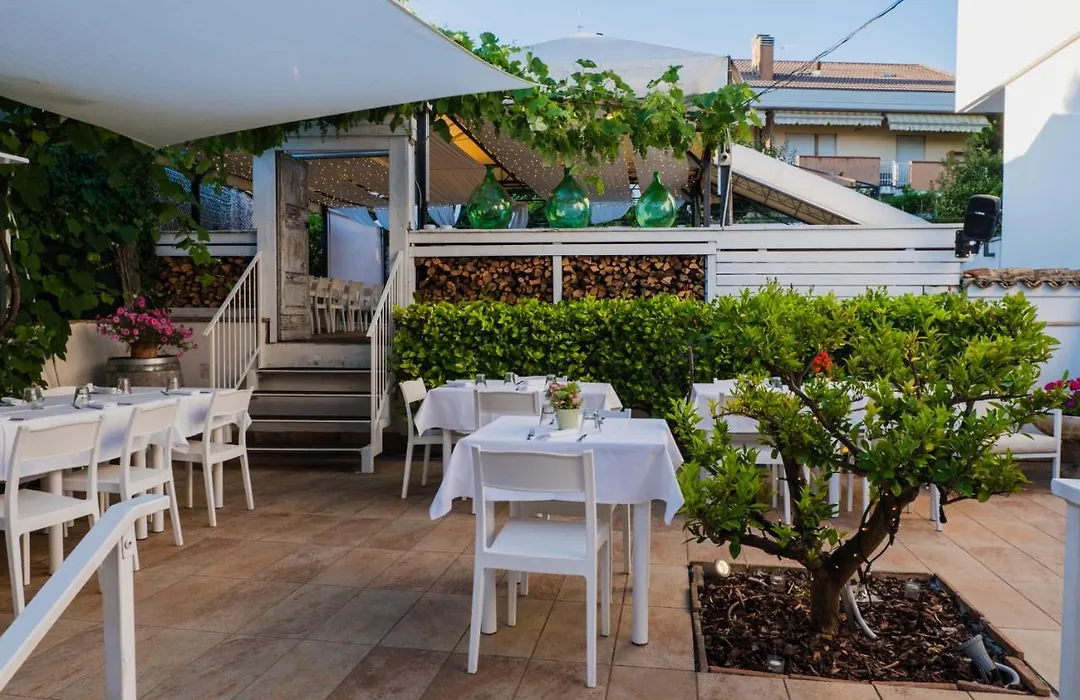 La Taverna Antica Rooms-1